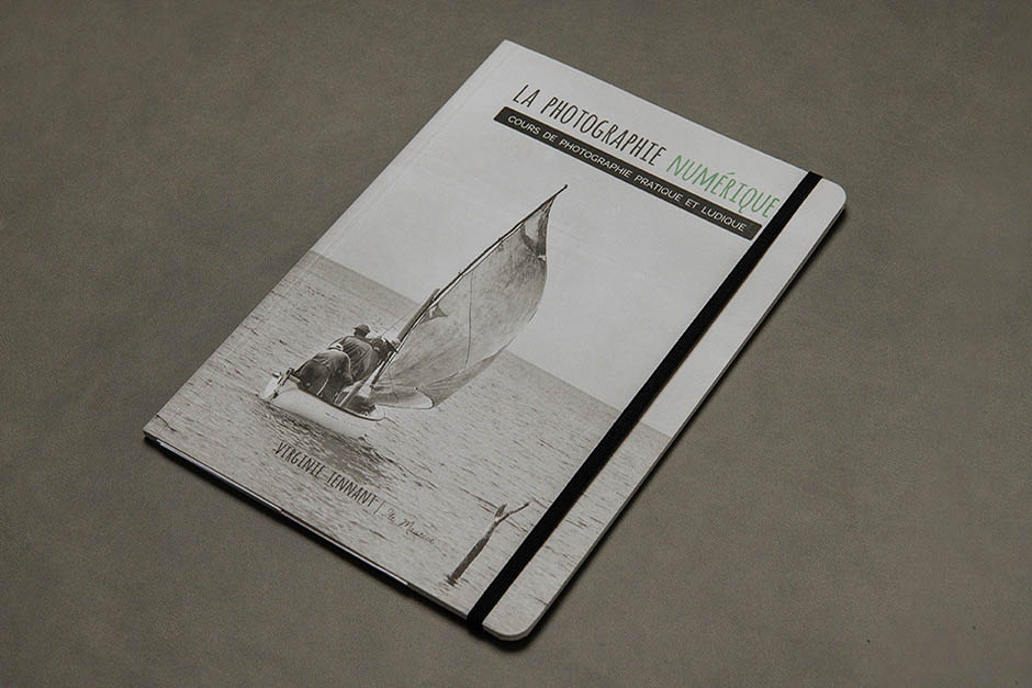 La Photographie Numérique brochure, printed by Précigraph